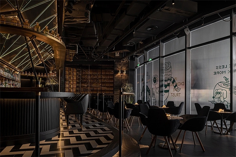 酒吧店铺装修如何做到出效果又省钱?