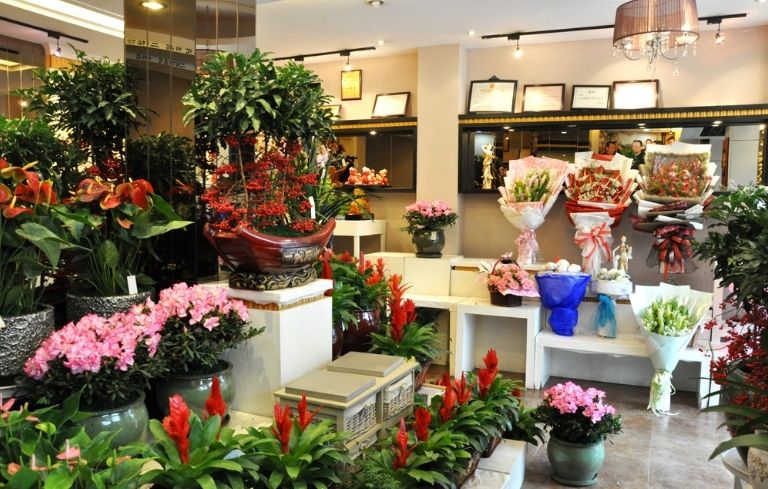 最受情侣欢迎的鲜花店铺如何装修？店铺装修效果图